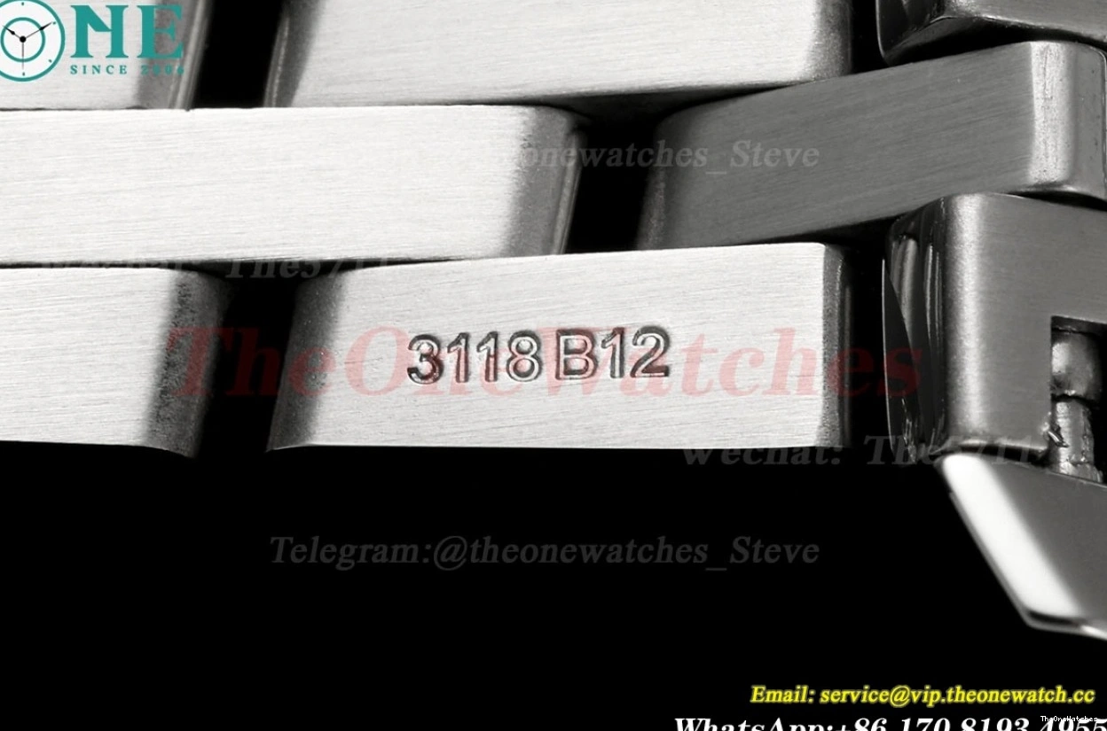 A2824 Date Dial TF Navitimer SS 1 Cream 41mm SS 0215